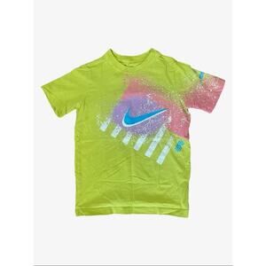 Nike Youth Medium T-Shirt – Vibrant Yellow with Bold Swoosh Design